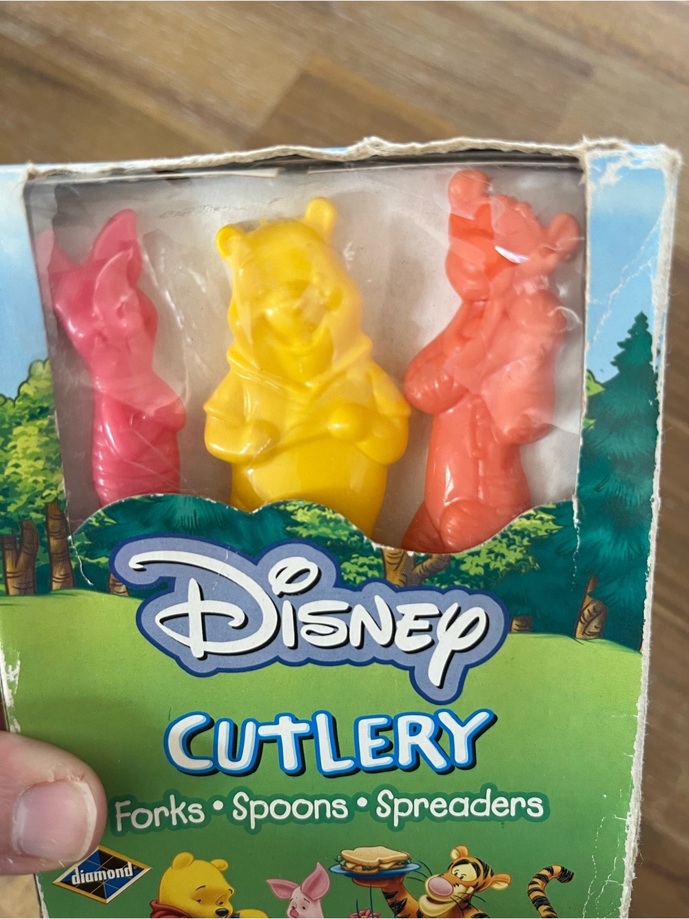Vintage Winnie the Poon Plastic Cutlery Set by.
Diamond (24-Piece)